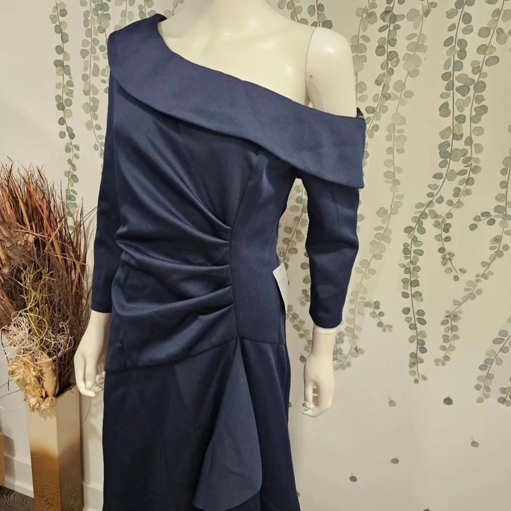 XCAPE Stretch Scuba Crepe Off-the-Shoulder Long Sleeve Mermaid Gown Navy, 16 - Picture 4 of 12